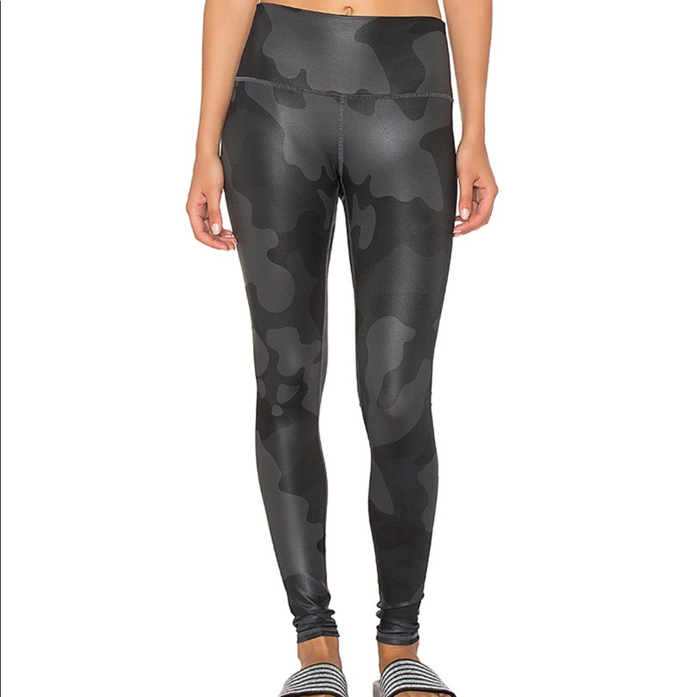 Alo Camo Leggings